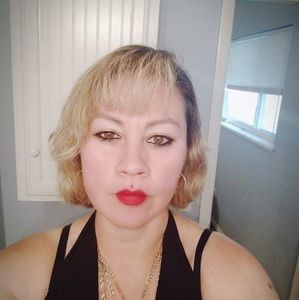 Meet your Posher, Norma